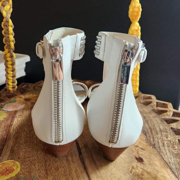 Elegant White Studded Sandals - Picture 3 of 7